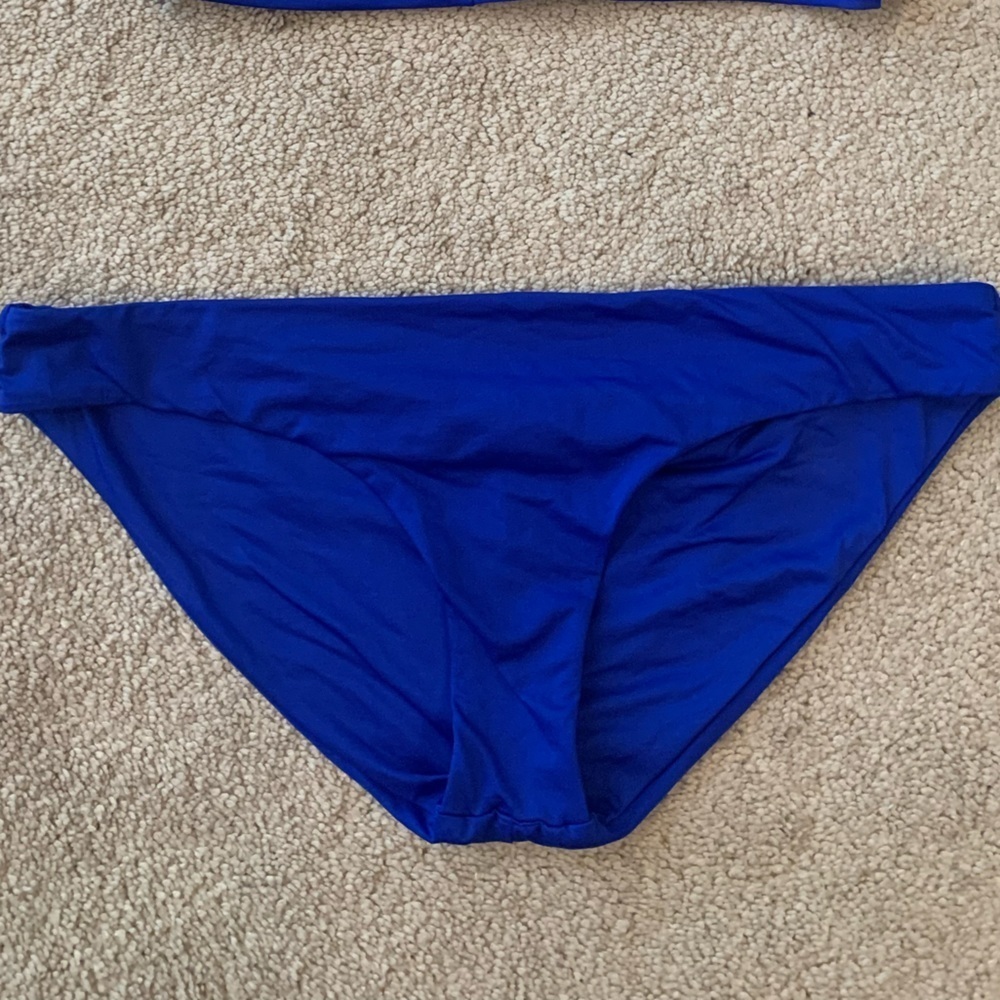 Size 8 Vitamin A Swimwear Paloma Seamless Hipster Full Bottom Klein Blue - Picture 2 of 4